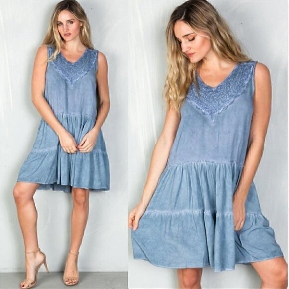 POWDER BLUE TUNIC DRESS - Picture 1 of 4